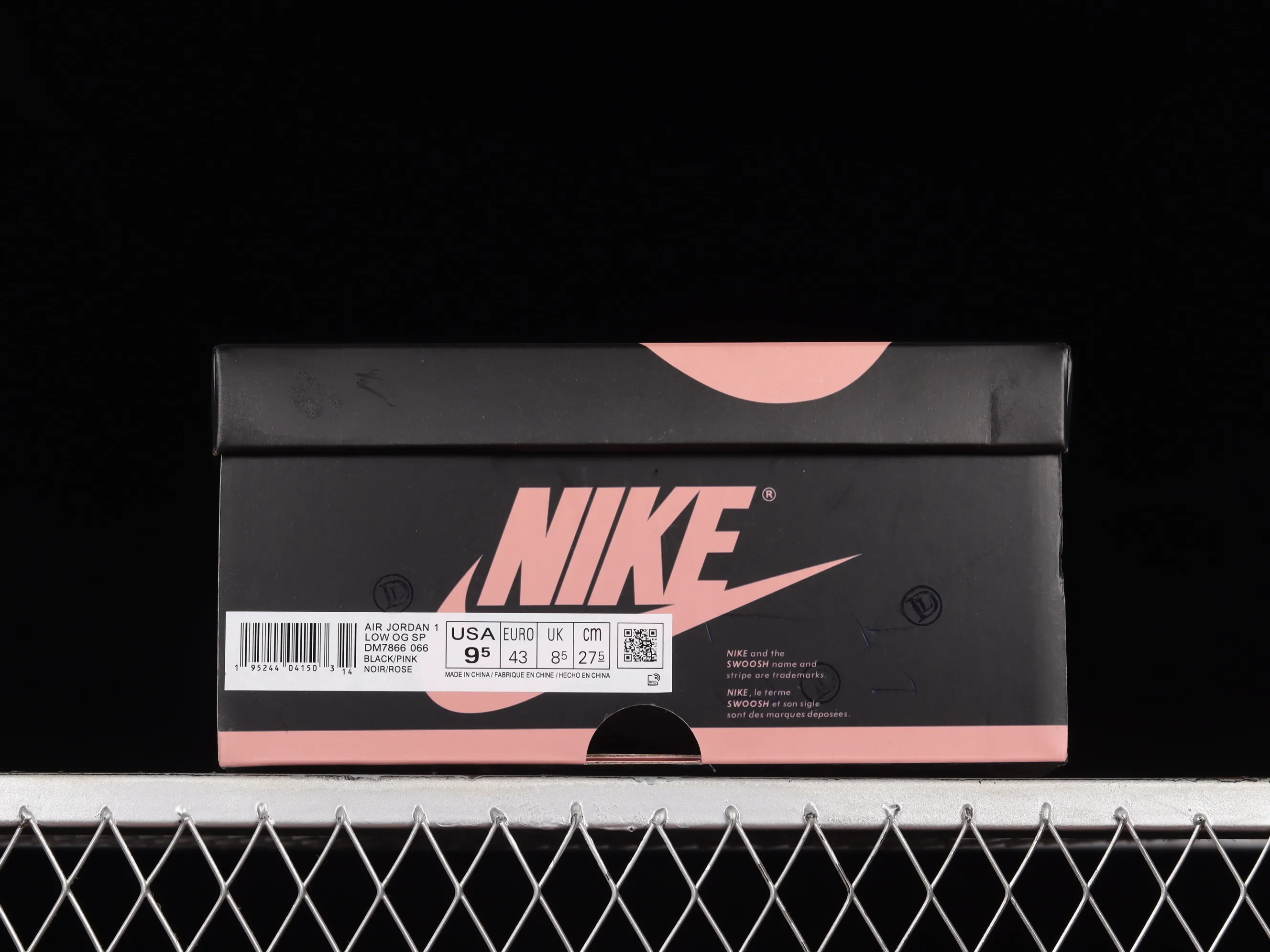 All categories Air Jordan Jordan series basketball shoes Air Jordan 1 Low Travis Scott x Air Jordan 1 Low OG AJ1 Joe 1 black pink undercut DM7866-066